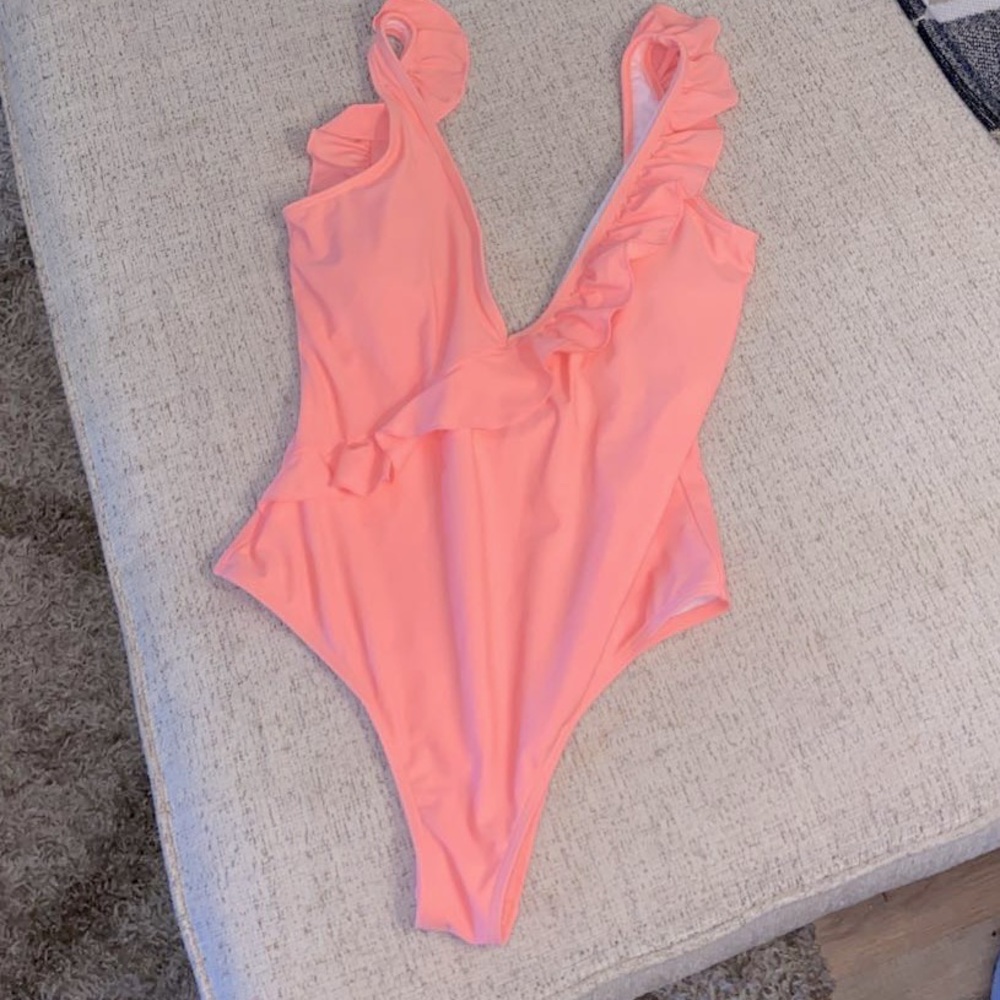 Pink Lily Bathing Suit NWOT Size Medium